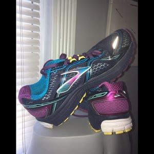 Brooks Ghost 8th Edition